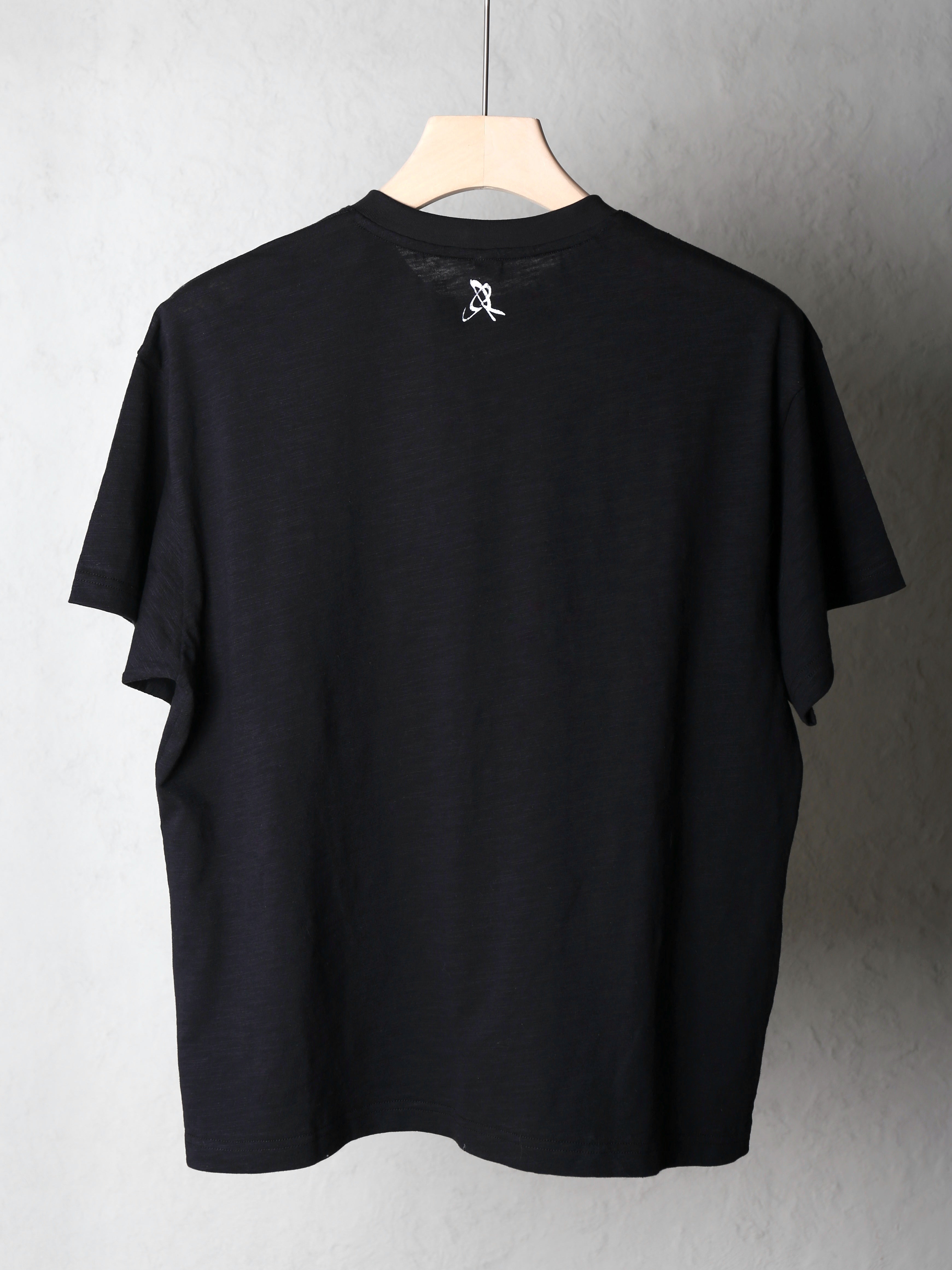 Lai Yi (Black)