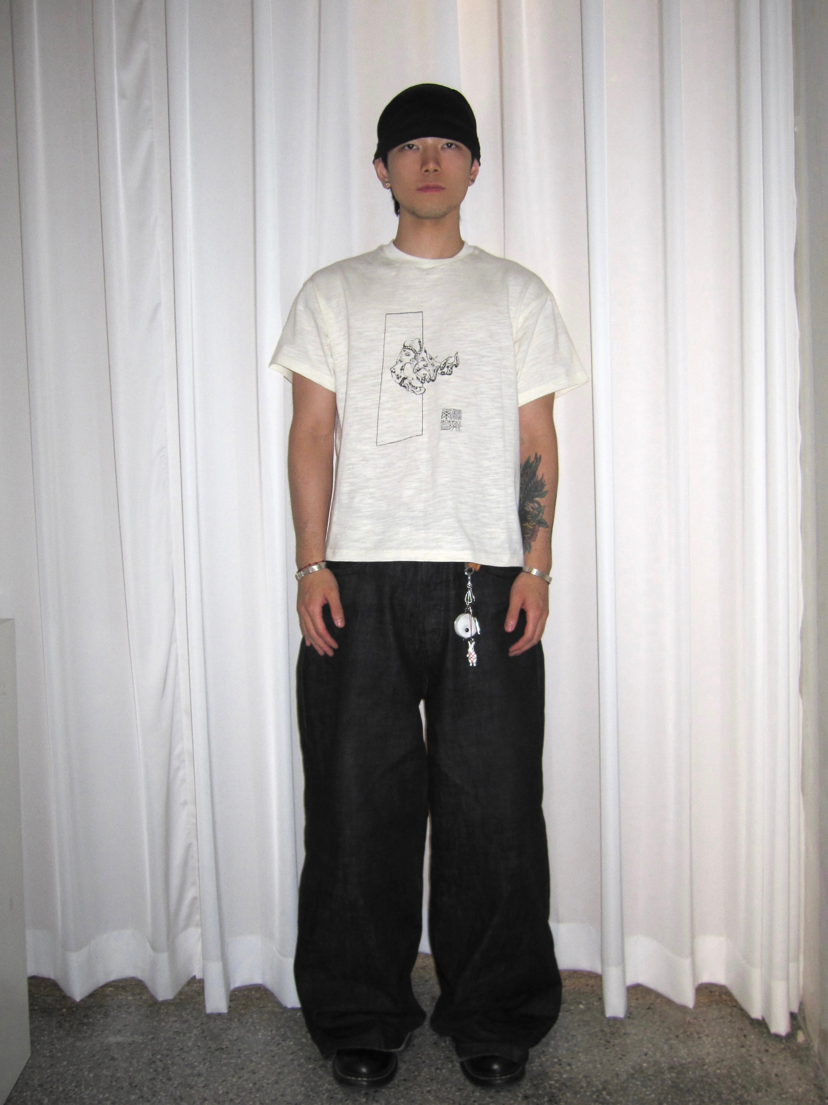 Lai Yi (White)